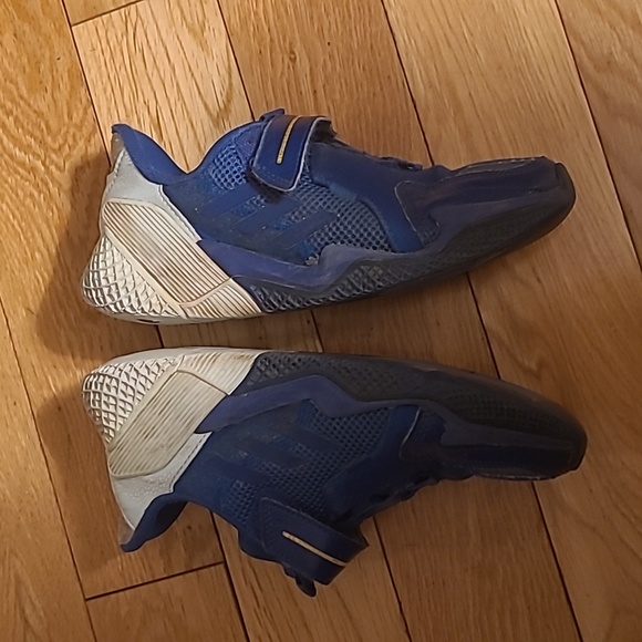 Boys Blue Adidas sneakers size 3 - Picture 4 of 5